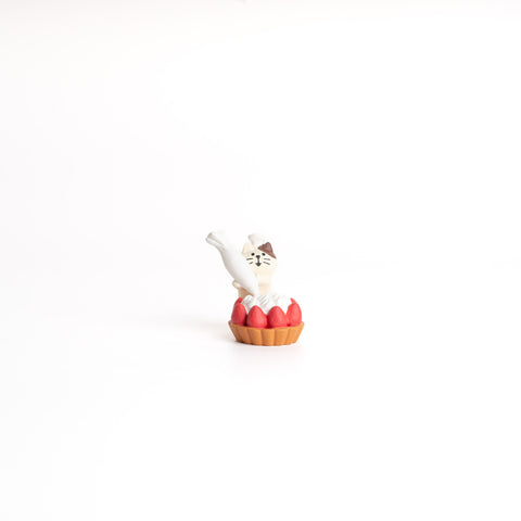 Strawberry Tart Cat Ornament