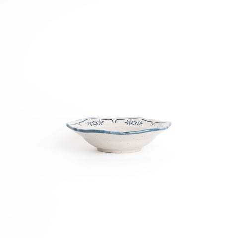 Cachet Flower-Shaped Shallow Bowl