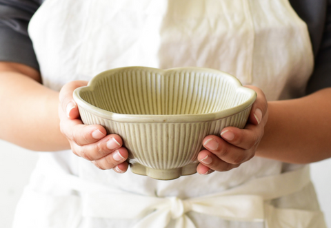 Fleuron Bowl - ecru